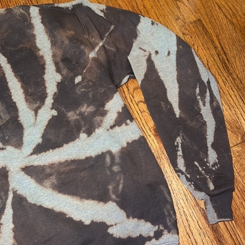 Unisex Homemade Bleach Tye dye Sweatshirt - Picture 7 of 13